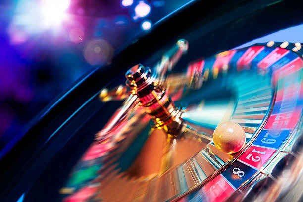 dingdong88 OVO Deposit mobile interface showing payment method selection screen on Android and iOS