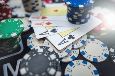 dingdong88 live-dealer games interface showing blackjack, roulette, and baccarat tables on mobile